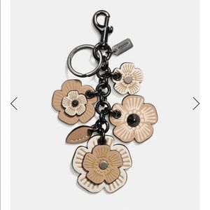 Coach Key-fob/charm - Tea Rose